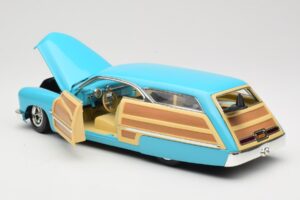 Mercury Merc Woodie Blue Hot Wheels 1:18 27806 Diecast — photo 5 of 8