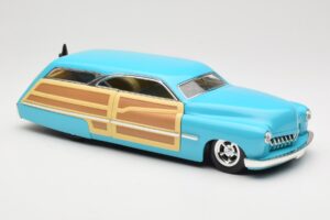 Mercury Merc Woodie Blue Hot Wheels 1:18 27806 Diecast — photo 6 of 8