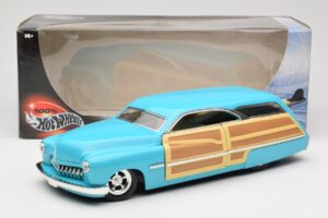 Mercury Merc Woodie Blue Hot Wheels 1:18 27806 Diecast — photo 8 of 8