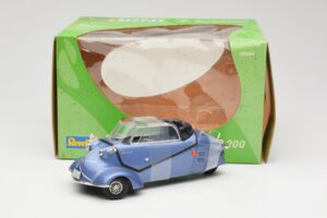 Messerschmitt KR200 Blue Revell 1:18 08944 Diecast — photo 6 of 6