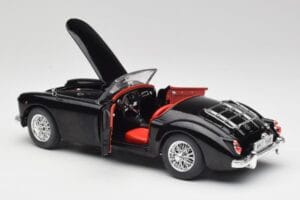 MGA English Roadster Black Revell 1:18 84559091 Diecast — photo 5 of 8