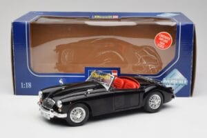 MGA English Roadster Black Revell 1:18 84559091 Diecast — photo 8 of 8