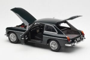 MGB GT Mk2 Coupe Racing Green AUTOart 1:18 76602 Diecast — photo 5 of 8