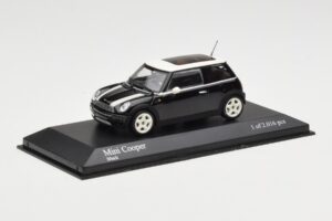 MINI Cooper R50 Black Minichamps 1:43 431138101 Diecast — photo 3 of 5