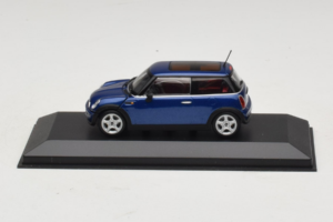 Mini Cooper Cabriolet Blue Minichamps 1:43 80420309092-R1 Diecast
