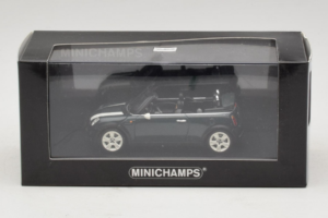 Mini Cooper Cabriolet Green With White Stripe Minichamps 1:43 80420309093-R1 Diecast — photo 5 of 5