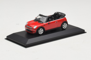 Mini Cooper R52 Cabriolet Red Minichamps 1:43 431138230 Diecast — photo 2 of 4
