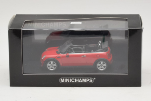 Mini Cooper R52 Cabriolet Red Minichamps 1:43 431138230 Diecast — photo 4 of 4