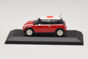 Mini Cooper Red With Japan Flag Minichamps 1:43 80420309024-R1 Diecast