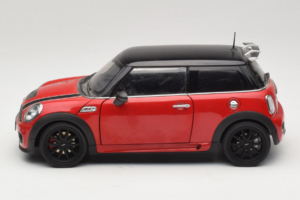 Mini Cooper John Cooper Works R56 Red & Black Kyosho 1:18 80430419909 Diecast — photo 4 of 8