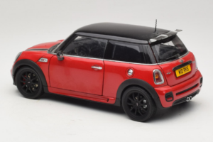 Mini Cooper John Cooper Works R56 Red & Black Kyosho 1:18 80430419909 Diecast — photo 7 of 8