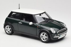Mini Cooper Mk7 Green Maisto 1:18 7271336 Diecast — photo 6 of 8
