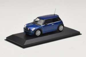 Mini Cooper One R50 Aero Blue Minichamps 1:43 431138270 Diecast — photo 2 of 4