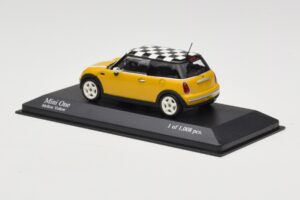 MINI One R50 Yellow Minichamps 1:43 431138104 Diecast — photo 3 of 5