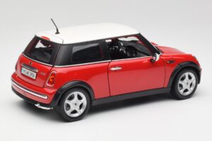 Mini Cooper R50 Red Maisto 1:18 31619 Diecast — photo 5 of 8