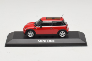 Mini Cooper Red Minichamps 1:43 MINI010 Diecast