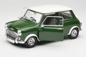 Mini Cooper S British Racing Green & Old English White Solido 1:18 8021 Diecast — photo 2 of 8