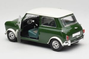 Mini Cooper S British Racing Green & Old English White Solido 1:18 8021 Diecast — photo 5 of 8