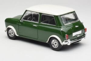 Mini Cooper S British Racing Green & Old English White Solido 1:18 8021 Diecast — photo 7 of 8