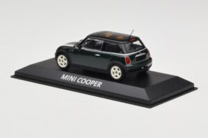 Mini Cooper S R53 Green With Stripes Minichamps 1:43 MINI006 Diecast — photo 3 of 4