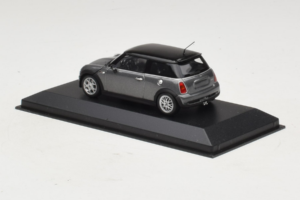 Mini Cooper S Grey Metallic Minichamps 1:43 80420148551-R1 Diecast — photo 3 of 4