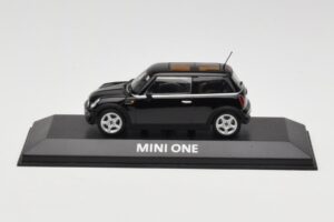Mini One R50 Black With Black Roof Minichamps 1:43 MINI005 Diecast