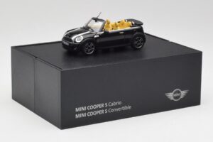 Mini Cooper S R57 Cabriolet Black Minichamps 1:43 80422148818 Diecast — photo 4 of 4