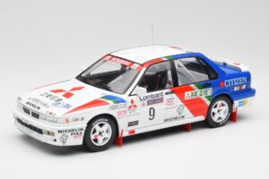 Mitsubishi Galant VR-4 #9 K. Eriksson / S. Parmander RAC Rally 1990 IXO 1:18 18RMC192A Diecast
