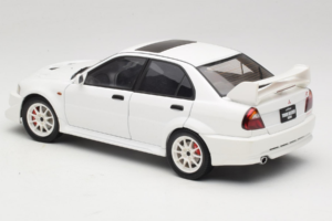 Mitsubishi Lancer Evo VI Tommi Makinen Edition White AUTOart 1:18 77157 Diecast — photo 7 of 8