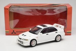 Mitsubishi Lancer Evo VI Tommi Makinen Edition White AUTOart 1:18 77157 Diecast — photo 8 of 8