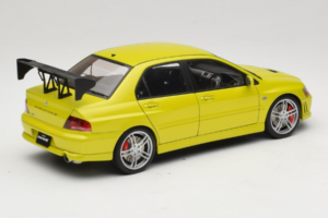 Mitsubishi Lancer Evo VII Mustard Yellow AUTOart 1:18 77166 Diecast — photo 3 of 8