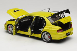 Mitsubishi Lancer Evo VII Mustard Yellow AUTOart 1:18 77166 Diecast — photo 7 of 8