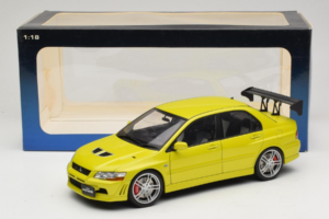 Mitsubishi Lancer Evo VII Mustard Yellow AUTOart 1:18 77166 Diecast — photo 8 of 8