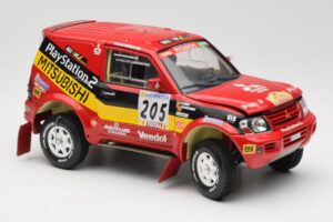 Mitsubishi Pajero Rallye Raid #205 Paris-Dakar Rally 2001 Solido 1:18 9022 Diecast — photo 6 of 8