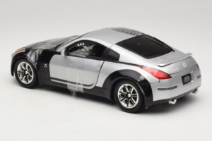 Nissan 350Z Fast & Furious Tokyo Drift Joyride 1:18 53608A Diecast — photo 5 of 6