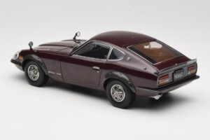 Nissan Fairlady 240Z-G S30 Maroon Kyosho 1:18 08212M Diecast — photo 7 of 8