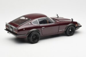 Nissan Fairlady 240ZG Brown Kyosho 1:18 08217M Diecast — photo 3 of 8