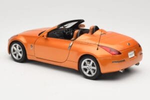 Nissan Fairlady Z Z33 Roadster Sunset Orange AUTOart 1:18 77377 Diecast — photo 7 of 8