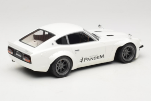 Nissan Fairlady Z Z34 Pandem Otto 1:18 OT1167 Resin — photo 2 of 6