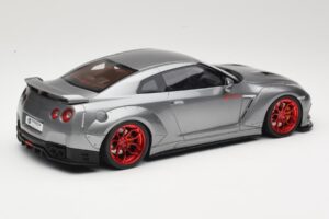 Nissan GT-R R35 Prior Design Grey GT Spirit 1:18 GT243 Resin — photo 2 of 6