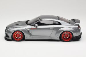 Nissan GT-R R35 Prior Design Grey GT Spirit 1:18 GT243 Resin — photo 3 of 6