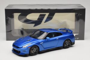 Nissan GT-R R35 Skyline Edition Bayside Blue GT Spirit 1:18 GT521 Resin — photo 6 of 6