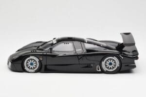 Nissan R390 GT1 #0 24 Hours of Le Mans 1998 AUTOart 1:18 89878 Diecast — photo 4 of 8