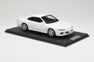 Nissan Silvia S15 Spec-S White Cracked Plexi One Model 1:18 REMC034 Diecast — photo 4 of 7
