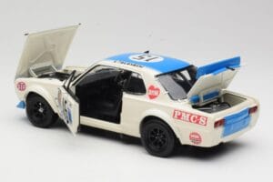 Nissan Skyline 2000GT-R KPGC10 #15 K. Takahashi Nissan Works JTCC 1972 Kyosho 1:18 08122B Diecast — photo 5 of 8