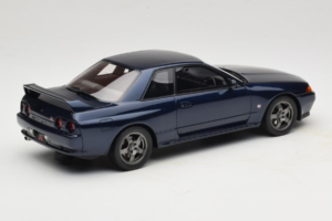 Nissan Skyline GT-R BNR32 Dark Blue Pearl Otto 1:18 OT1199 Resin — photo 2 of 6