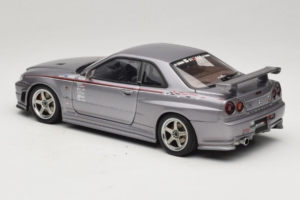 Nissan Skyline GT-R R34 Nismo S-Tune Silver AUTOart 1:18 77358 Diecast — photo 7 of 8