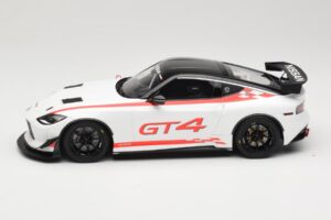 Nissan Z RZ34 GT4 Presentation 2022 Otto 1:18 OT1124 Resin — photo 3 of 6