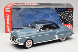 Oldsmobile 88 Blue Grease Auto World 1:18 AWSS103/06 Diecast — photo 8 of 8