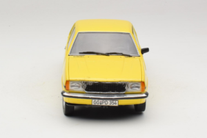 Opel Ascona B SR Yellow Scratched Front Sun Star 1:18 5384 Diecast — photo 4 of 9